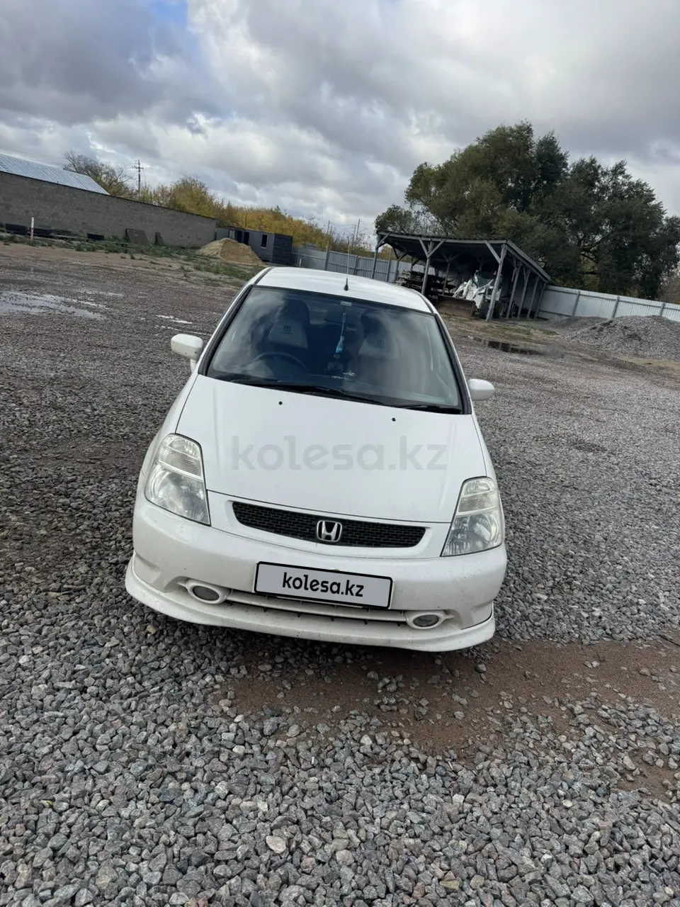 Honda Stream, 2001