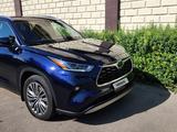 Toyota Highlander 2021 года за 24 500 000 тг. в Алматы