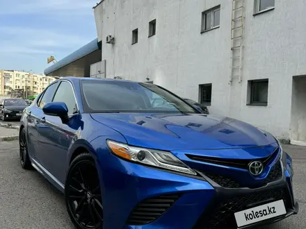 Toyota Camry 2018 года за 10 900 000 тг. в Алматы – фото 12