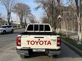 Toyota Hilux 2021 года за 18 000 000 тг. в Шымкент – фото 3