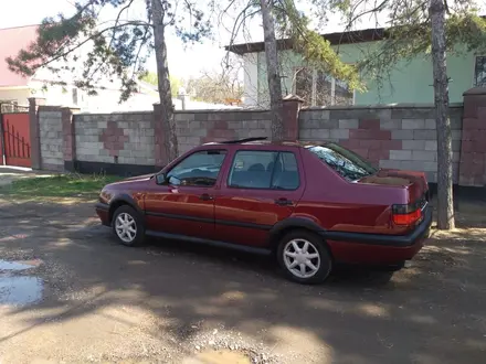 Volkswagen Vento 1996 года за 2 250 000 тг. в Алматы – фото 5