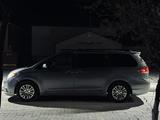 Toyota Sienna 2013 года за 12 000 000 тг. в Бейнеу – фото 4