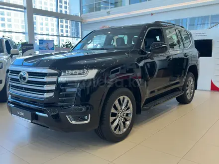 Toyota Land Cruiser Premium+ 2025 года за 73 000 000 тг. в Астана