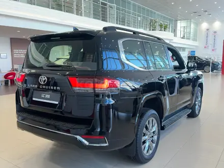 Toyota Land Cruiser Premium+ 2025 года за 73 000 000 тг. в Астана – фото 8