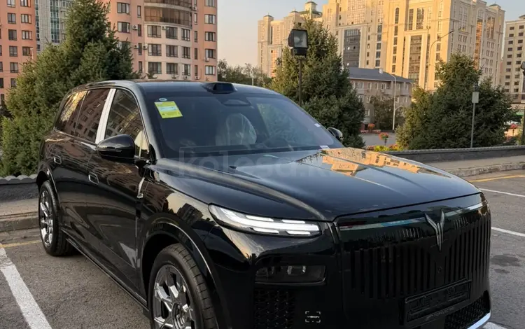 Voyah Taishan X8 2026 года за 34 900 000 тг. в Алматы