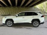 Toyota RAV4 2020 года за 15 300 000 тг. в Усть-Каменогорск – фото 3