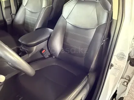 Toyota RAV4 2020 года за 15 300 000 тг. в Усть-Каменогорск – фото 24