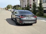 Lexus ES 350 2024 годаfor29 500 000 тг. в Караганда – фото 3