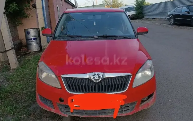 Skoda Fabia 2013 года за 117 000 тг. в Астана