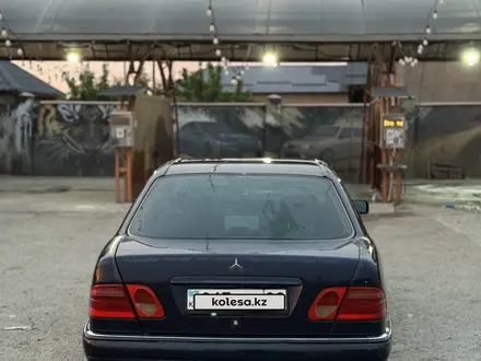 Mercedes-Benz E 230 1995 года за 2 000 000 тг. в Тараз – фото 3