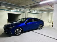 Hyundai Elantra 2022 годаfor11 000 000 тг. в Алматы