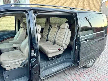 Mercedes-Benz Viano 2012 года за 13 100 000 тг. в Алматы – фото 9