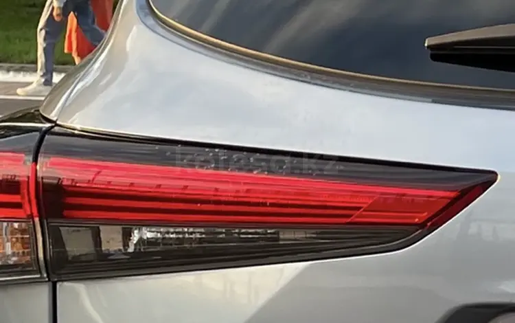 Тойота Хайландер задний фонарь (плафон) за 100 000 тг. в Астана