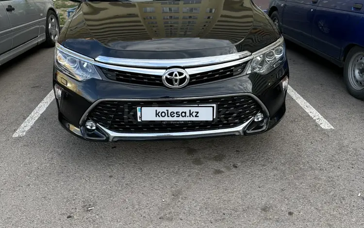 Toyota Camry 2014 годаfor10 000 000 тг. в Астана