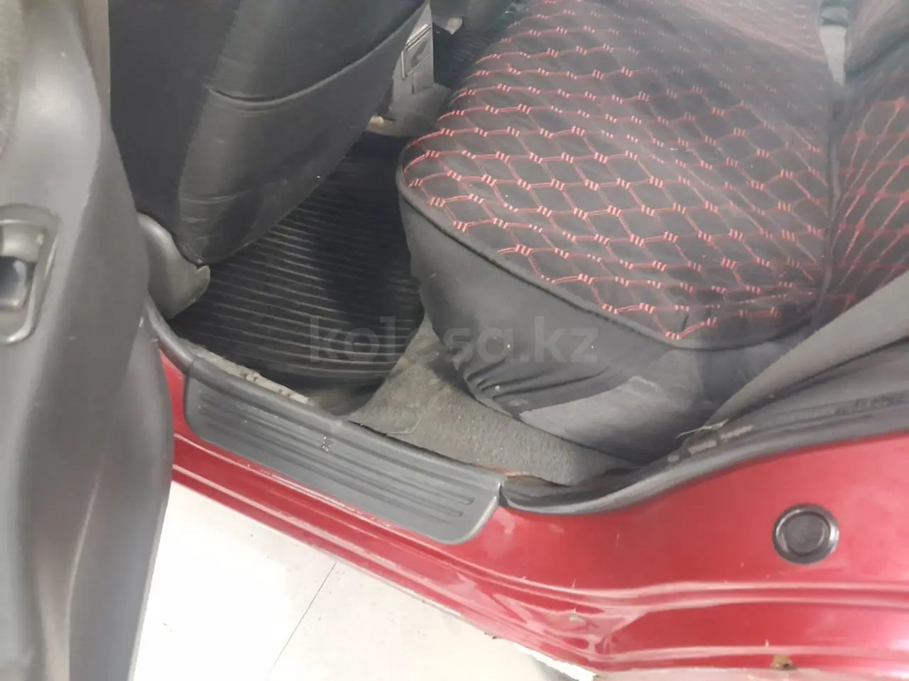 Mitsubishi Lancer, 2000