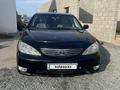 Toyota Camry 2005 года за 5 800 000 тг. в Усть-Каменогорск – фото 2