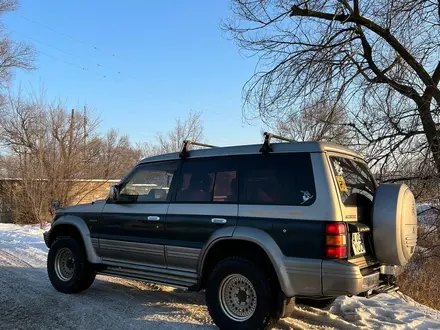 Mitsubishi Pajero 1996 года за 3 600 000 тг. в Алматы – фото 2