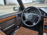 Mercedes-Benz E 220 1993 года за 1 900 000 тг. в Кызылорда – фото 2