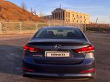 Hyundai Elantra 2018 года за 7 950 000 тг. в Шымкент – фото 5