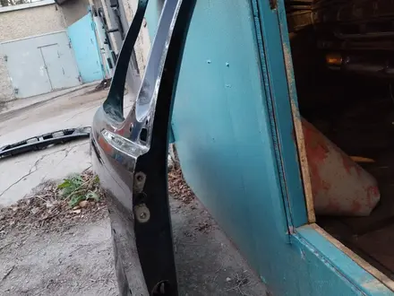Крышка багажника на Ланд Крузер прадо за 250 000 тг. в Темиртау – фото 7
