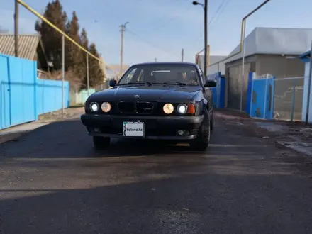 BMW 525 1991 года за 1 300 000 тг. в Шу – фото 8
