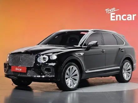 Bentley Bentayga 2023 года за 85 000 000 тг. в Астана