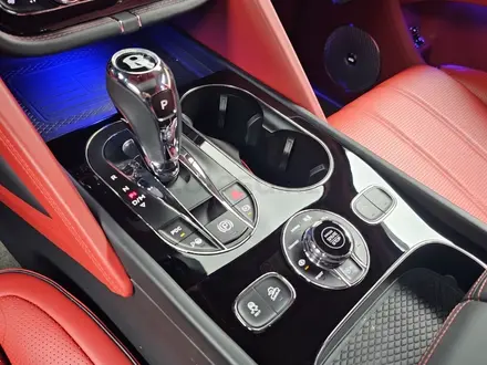 Bentley Bentayga 2023 года за 85 000 000 тг. в Астана – фото 18
