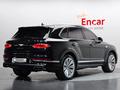 Bentley Bentayga 2023 годаүшін85 000 000 тг. в Астана – фото 3