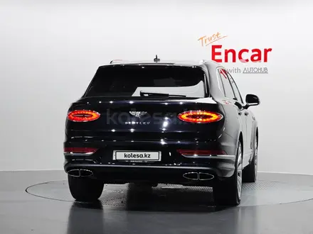 Bentley Bentayga 2023 года за 85 000 000 тг. в Астана – фото 4