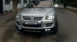 Volkswagen Touareg 2007 годаfor10 000 000 тг. в Алматы – фото 4