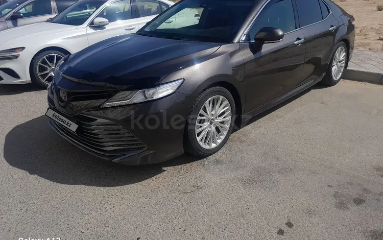 Toyota Camry 2018 года за 14 000 000 тг. в Актау