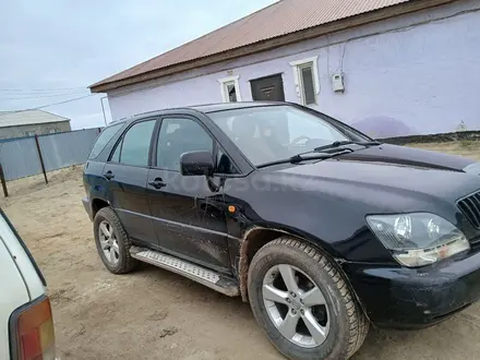 Lexus RX 300 2000 года за 4 000 000 тг. в Атырау – фото 4