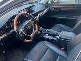 Lexus ES 300h 2014 года за 6 500 000 тг. в Актау – фото 4