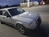 Mercedes-Benz E 220 1994 годаүшін2 800 000 тг. в Алматы – фото 4