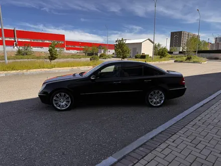 Mercedes-Benz E 320 2003 года за 6 000 000 тг. в Караганда – фото 5