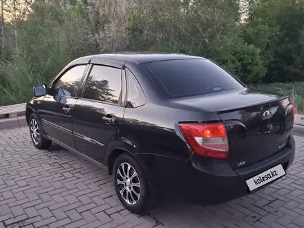 ВАЗ (Lada) Granta 2190 2013 года за 2 200 000 тг. в Караганда