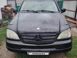 Mercedes-Benz ML 320 1999 года за 3 300 000 тг. в Усть-Каменогорск