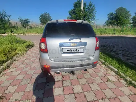 Chevrolet Captiva 2010 года за 5 100 000 тг. в Алматы – фото 9