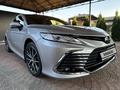 Toyota Camry 2023 годаүшін19 300 000 тг. в Алматы