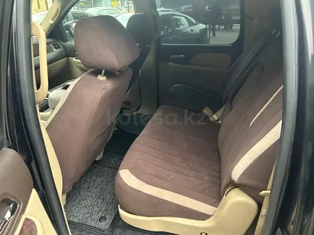 GMC Yukon 2006 года за 12 000 000 тг. в Алматы – фото 17