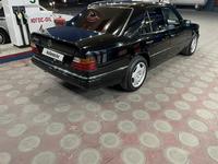 Mercedes-Benz E 230 1991 года за 1 550 000 тг. в Шымкент