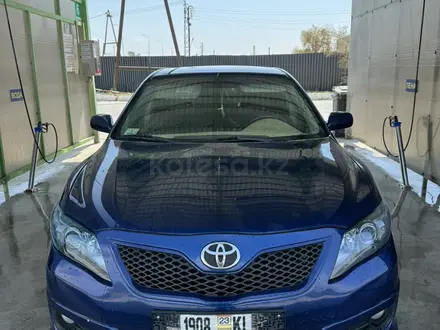 Toyota Camry 2010 года за 4 700 000 тг. в Атырау