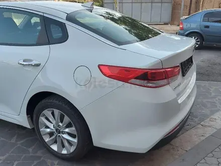 Kia K5 2017 года за 7 800 000 тг. в Астана – фото 3