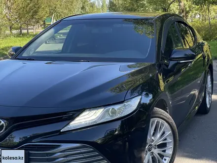 Toyota Camry 2019 года за 13 500 000 тг. в Астана – фото 8