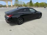 Hyundai Elantra 2022 года за 7 800 000 тг. в Атырау – фото 4