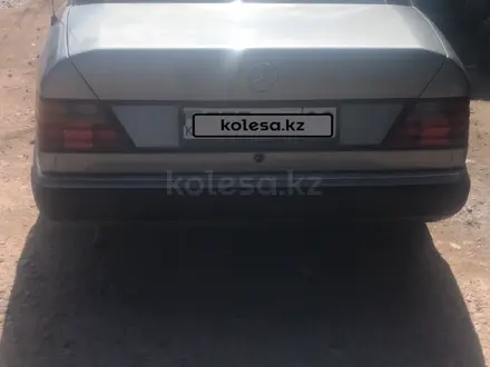 Mercedes-Benz E 230 1992 года за 2 300 000 тг. в Тараз