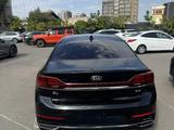 Kia K7 2021 года за 13 000 000 тг. в Алматы – фото 2
