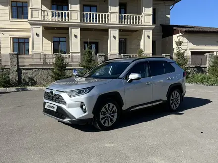 Toyota RAV4 2020 года за 18 500 000 тг. в Астана – фото 12