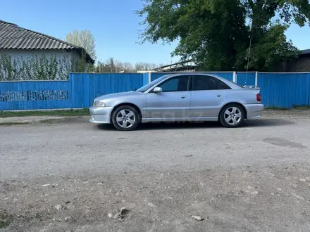 Audi A4 1996 года за 2 300 000 тг. в Шу – фото 6