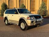 Mitsubishi Montero Sport 2001 годаүшін5 600 000 тг. в Астана – фото 2